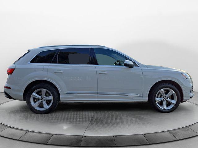 used 2022 Audi Q7 car, priced at $34,310