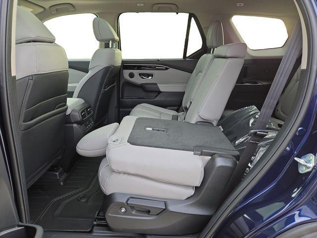 new 2025 Honda Pilot car, priced at $49,595