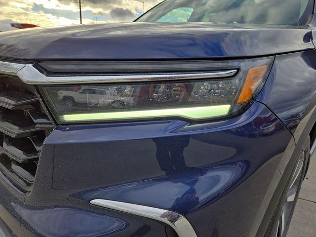 new 2025 Honda Pilot car, priced at $49,595