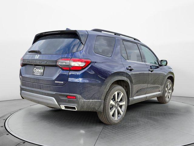 new 2025 Honda Pilot car, priced at $49,595