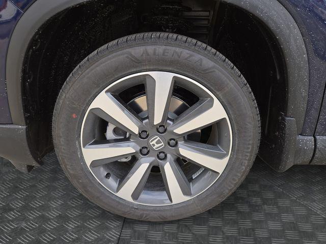 new 2025 Honda Pilot car, priced at $49,595