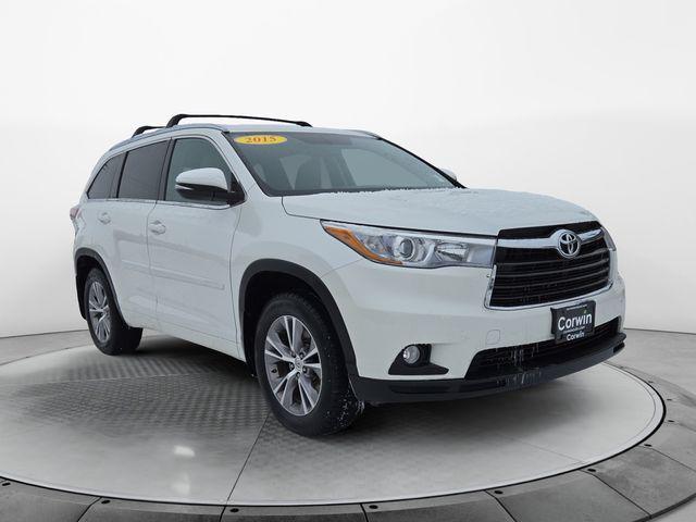 used 2015 Toyota Highlander car, priced at $19,989