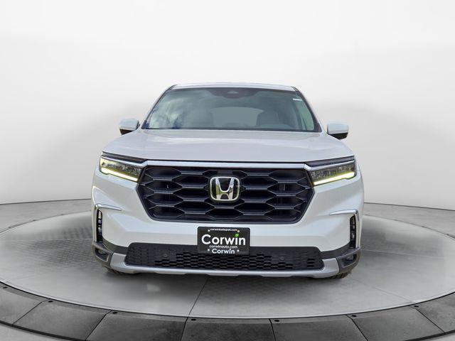 new 2025 Honda Pilot car, priced at $46,780