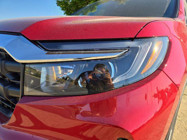 new 2025 Honda Ridgeline car, priced at $41,885