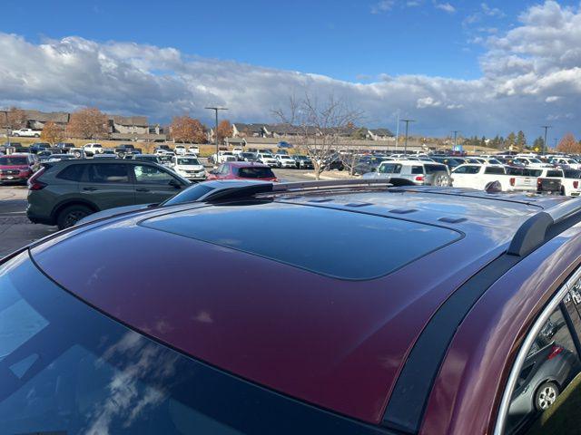 used 2023 Chevrolet Traverse car, priced at $38,489