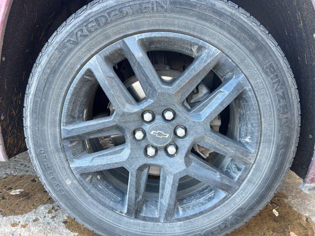 used 2023 Chevrolet Traverse car, priced at $38,489