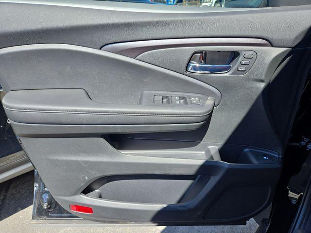 new 2025 Honda Ridgeline car, priced at $41,680