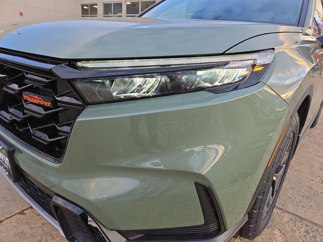 new 2026 Honda CR-V Hybrid car, priced at $40,705