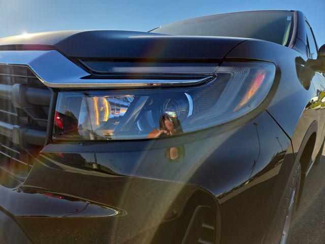 new 2025 Honda Ridgeline car, priced at $41,430