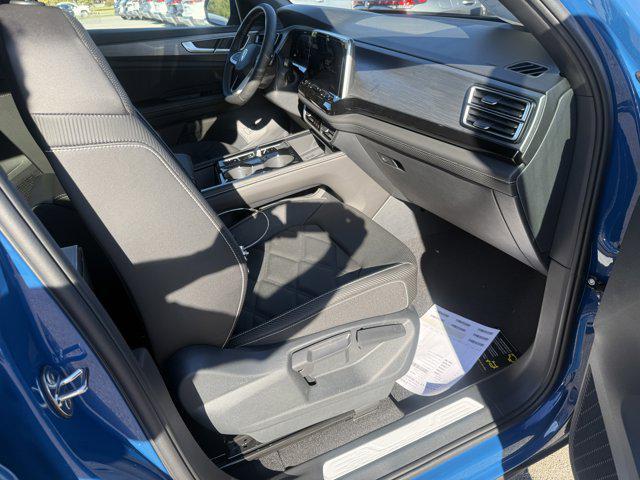 new 2026 Volkswagen Atlas Cross Sport car, priced at $49,021