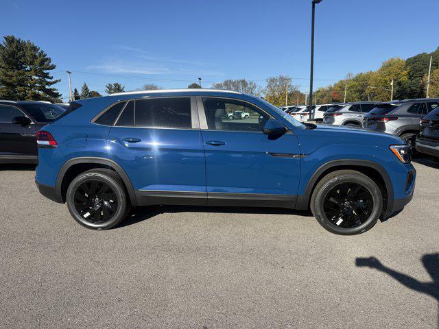 new 2026 Volkswagen Atlas Cross Sport car, priced at $49,021
