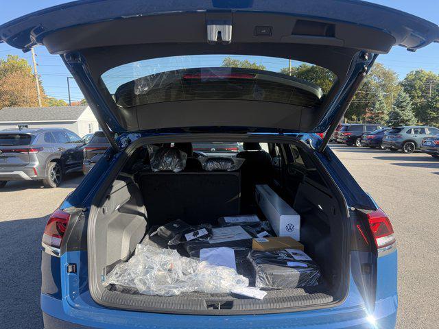 new 2026 Volkswagen Atlas Cross Sport car, priced at $49,021