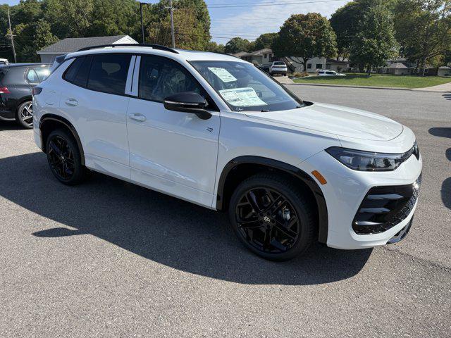 new 2025 Volkswagen Tiguan car, priced at $40,702