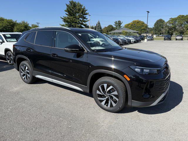 new 2025 Volkswagen Tiguan car, priced at $33,871