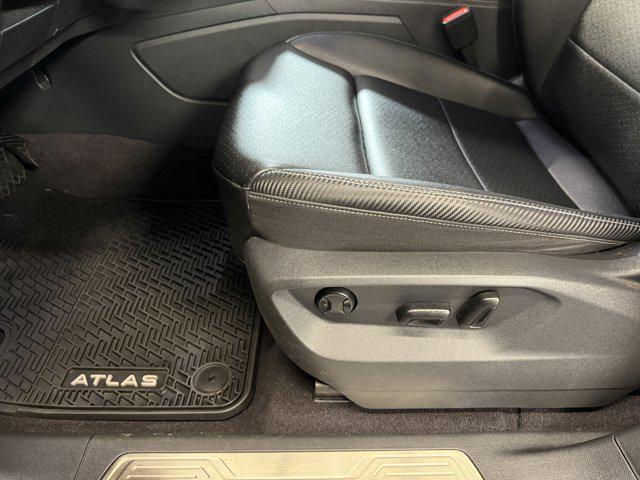 used 2021 Volkswagen Atlas Cross Sport car, priced at $25,990