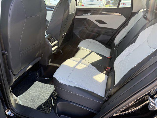 new 2025 Volkswagen Tiguan car, priced at $37,871