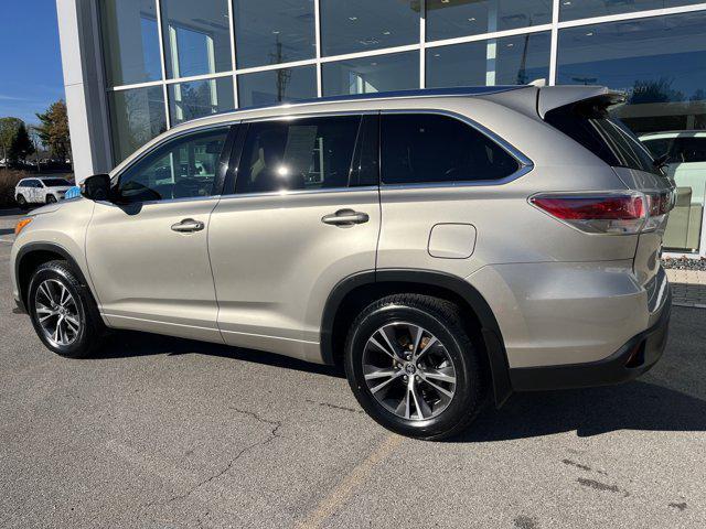 used 2016 Toyota Highlander car, priced at $20,990