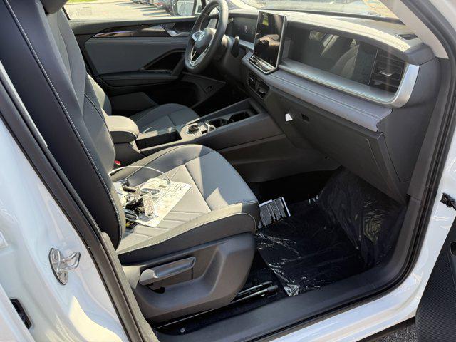 new 2025 Volkswagen Tiguan car, priced at $38,287