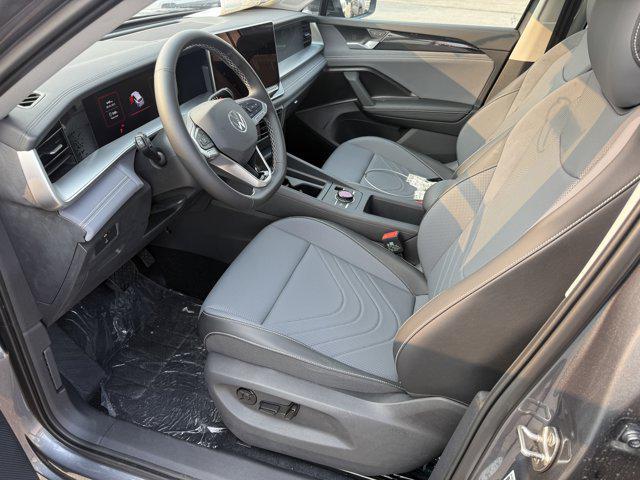 new 2025 Volkswagen Tiguan car, priced at $37,121
