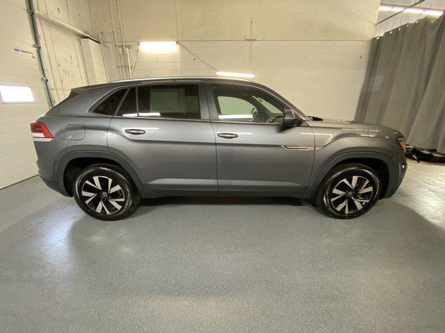 used 2021 Volkswagen Atlas Cross Sport car, priced at $26,990