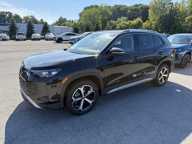 new 2025 Volkswagen Tiguan car, priced at $37,871