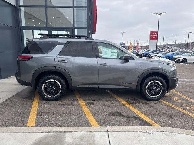 new 2025 Nissan Pathfinder car, priced at $42,450