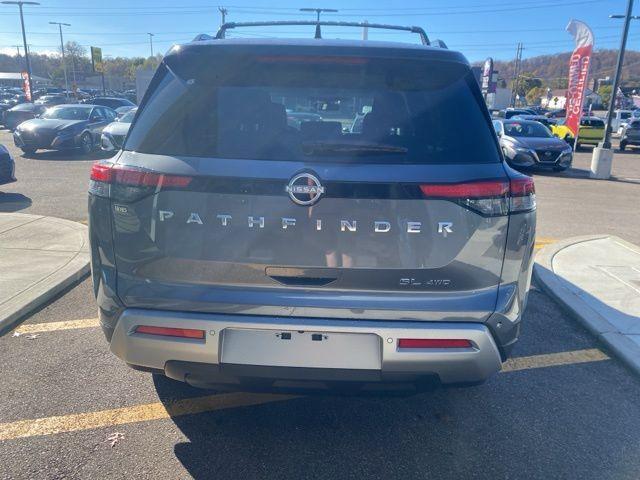 new 2025 Nissan Pathfinder car, priced at $45,695