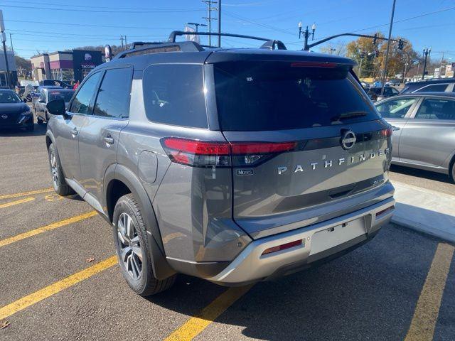 new 2025 Nissan Pathfinder car, priced at $45,695