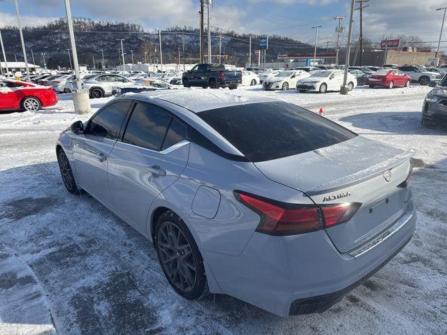 used 2023 Nissan Altima car, priced at $21,987