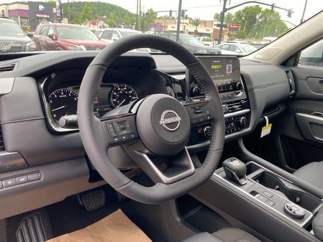 new 2025 Nissan Pathfinder car, priced at $45,099