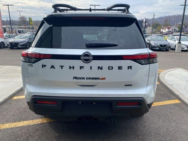 new 2025 Nissan Pathfinder car, priced at $45,409