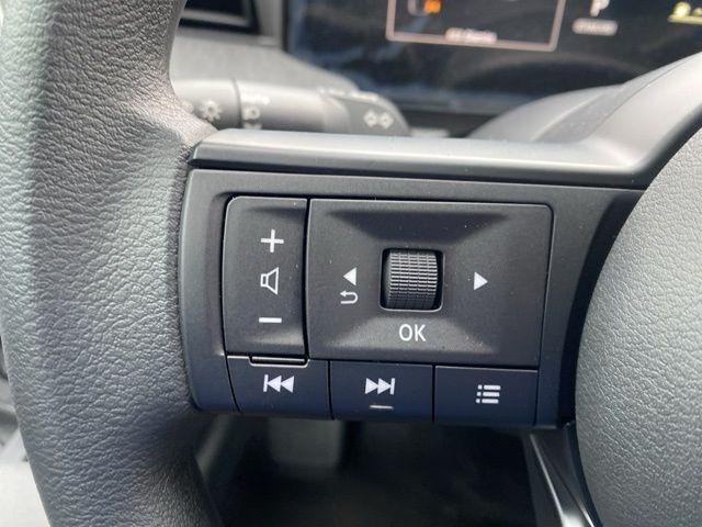 new 2025 Nissan Kicks car, priced at $26,710