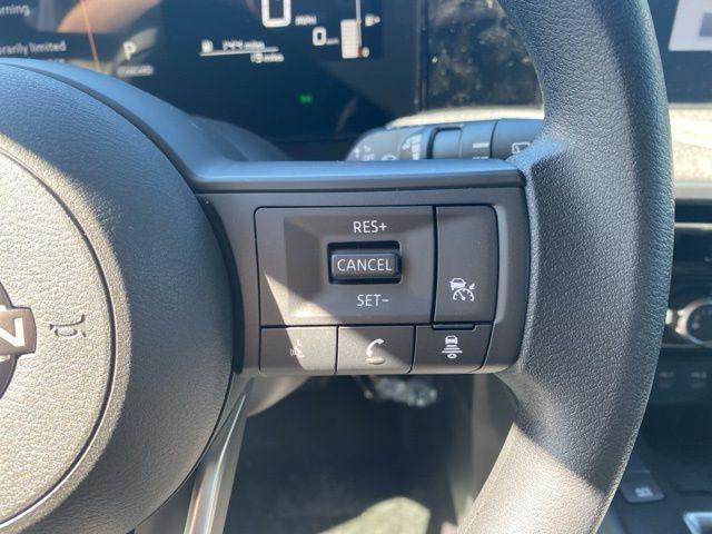 new 2025 Nissan Kicks car, priced at $26,180