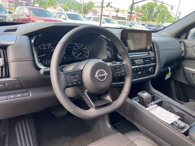 new 2025 Nissan Pathfinder car, priced at $42,138