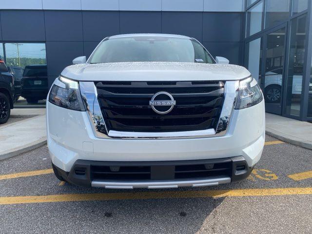 new 2025 Nissan Pathfinder car, priced at $44,399