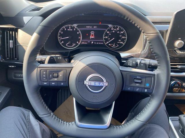 new 2025 Nissan Pathfinder car, priced at $43,675
