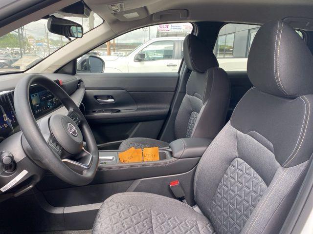 new 2025 Nissan Kicks car, priced at $26,860