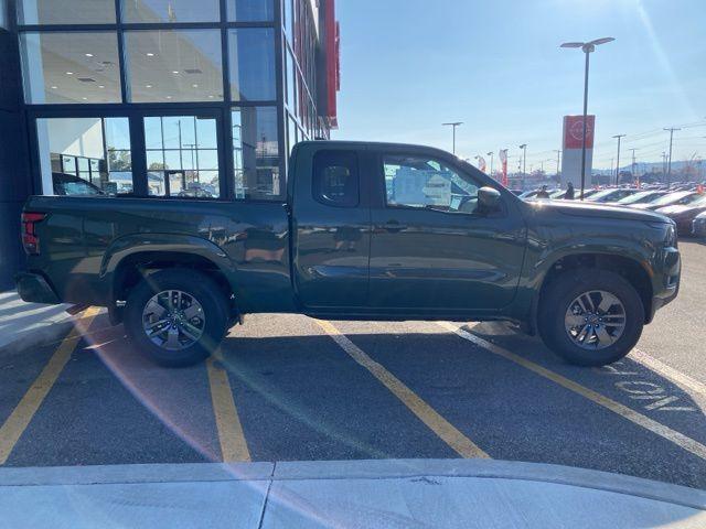 new 2025 Nissan Frontier car, priced at $39,777