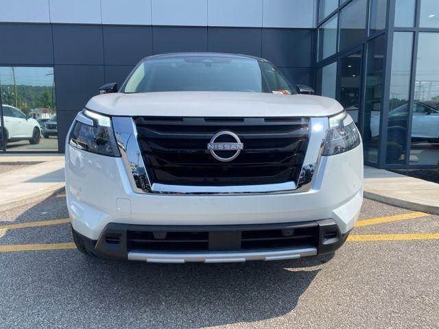 new 2025 Nissan Pathfinder car, priced at $50,052