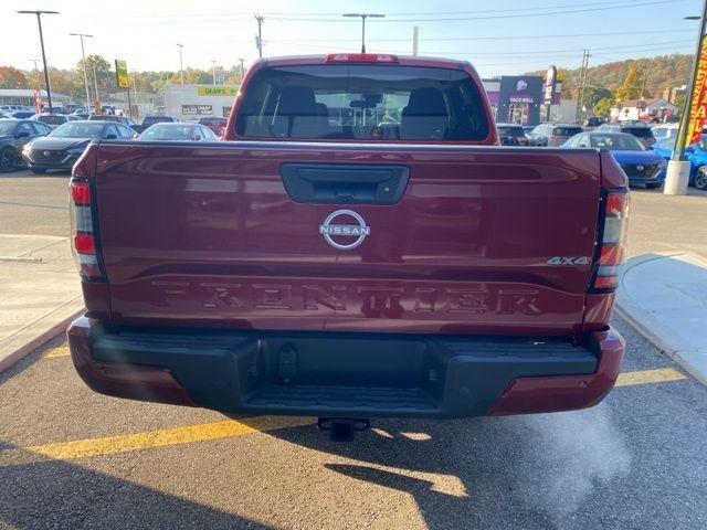 new 2025 Nissan Frontier car, priced at $39,179