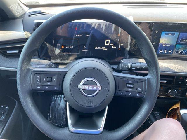 new 2025 Nissan Kicks car, priced at $26,980