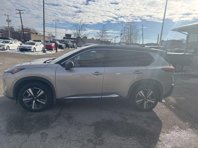 used 2021 Nissan Rogue car, priced at $27,812