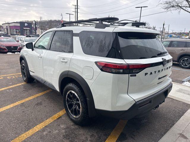 new 2025 Nissan Pathfinder car, priced at $42,450