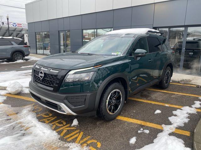 new 2025 Nissan Pathfinder car, priced at $42,450