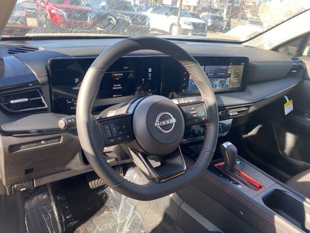 new 2025 Nissan Kicks car, priced at $28,555