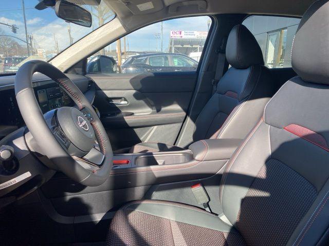 new 2025 Nissan Kicks car, priced at $28,555
