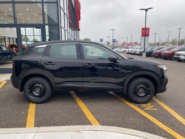 new 2025 Nissan Kicks car, priced at $23,725