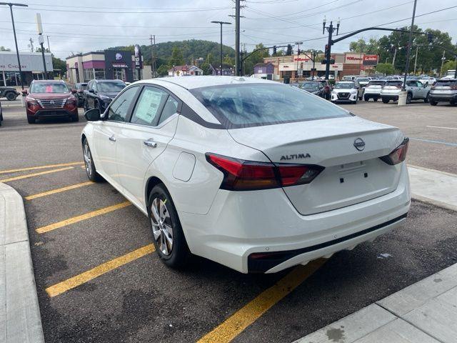 new 2025 Nissan Altima car, priced at $25,652