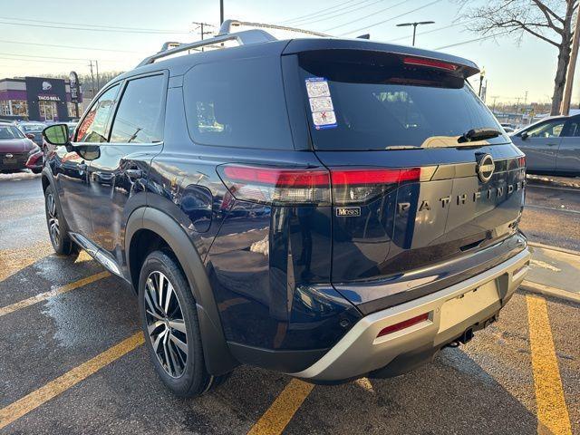 new 2025 Nissan Pathfinder car, priced at $50,510