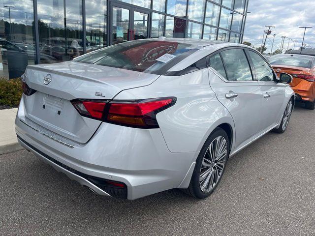 used 2023 Nissan Altima car, priced at $24,015